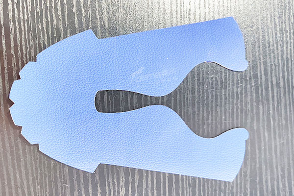 得馬F11高速裁切機裁切樣品