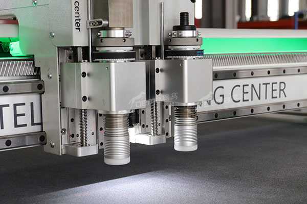 得馬F11-1625高速裁切機